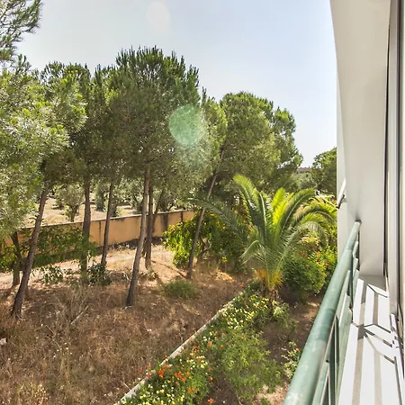 Salgados Family Beach Apartament Albufeira